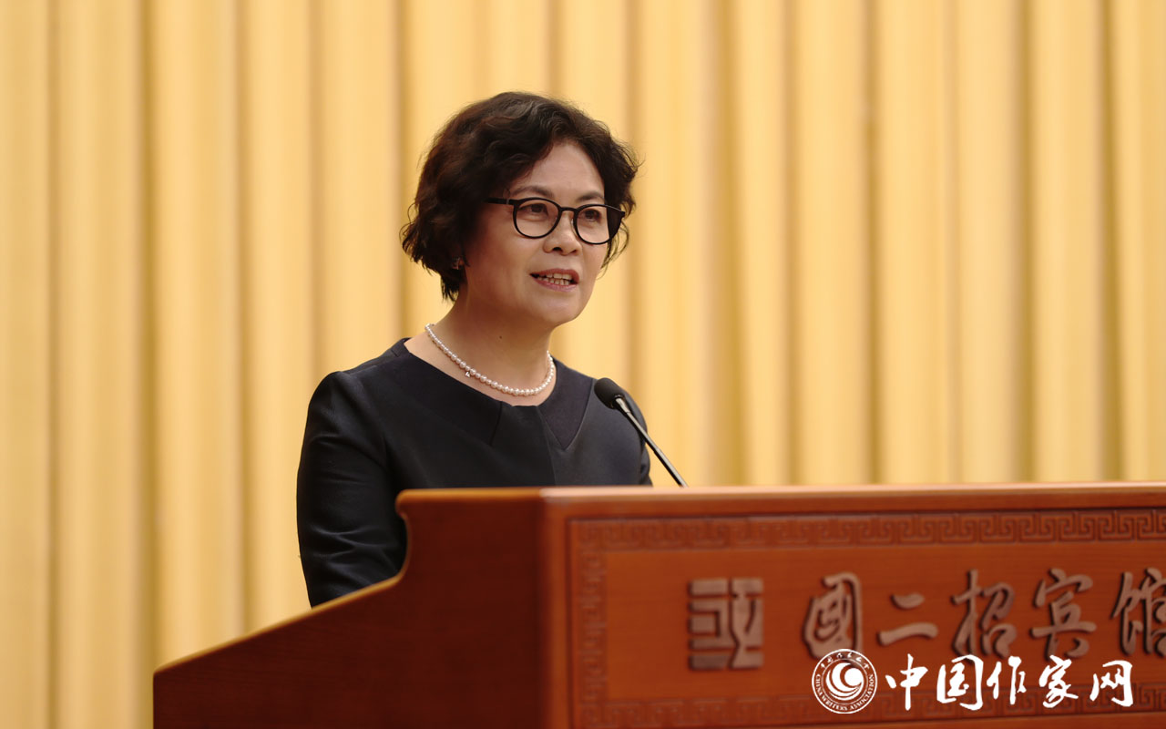20191021 第六届全国少数民族文学创作会议在京开幕2.jpg