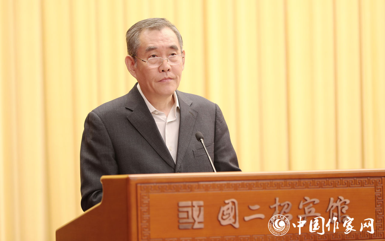 20191021 第六届全国少数民族文学创作会议在京开幕3.jpg