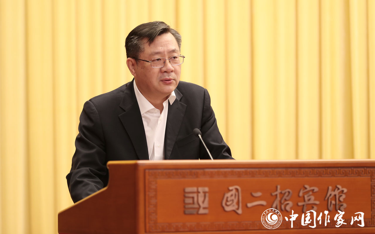 20191021 第六届全国少数民族文学创作会议在京开幕4.jpg