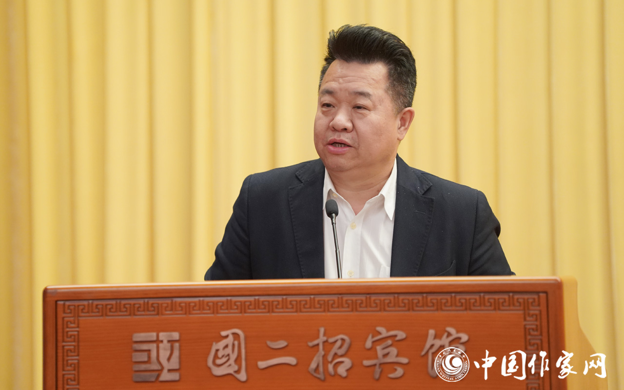 20191021 第六届全国少数民族文学创作会议在京开幕9.jpg