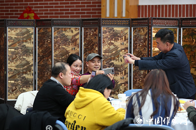 5c4fb73c3ff77.jpg 20190129 首都文学界迎春茶话会在京举行9.jpg