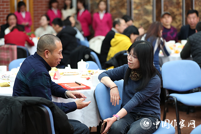 5c4fb7fa89881.jpg 20190129 首都文学界迎春茶话会在京举行16.jpg