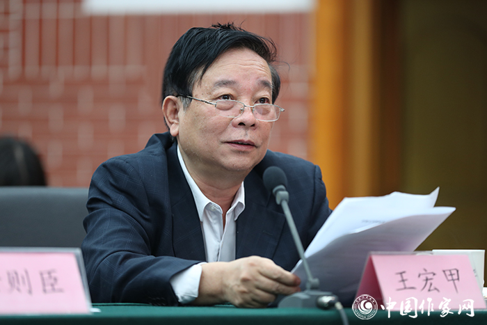 5cd0e1c5563ff.jpg 20190507 发扬五四精神 谱写时代华章5.jpg