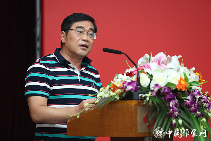 5d23e9e1c1ec1.jpg 20190709 坚守文学出版正确方向 打造知名文化品牌——作家出版社有限公司揭牌仪式在京举行6.jpg