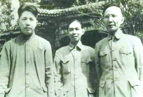 5d352109e5556.jpg 20190722 茅盾先生与中国作家协会4.jpg