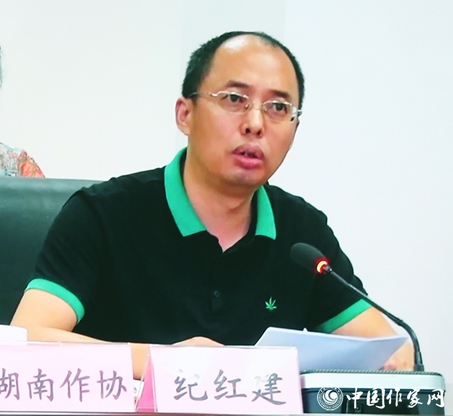 5f0ff5704f043.jpg 20200716 与人民同心 与时代同行 书写新时代的“创业史”9.jpg