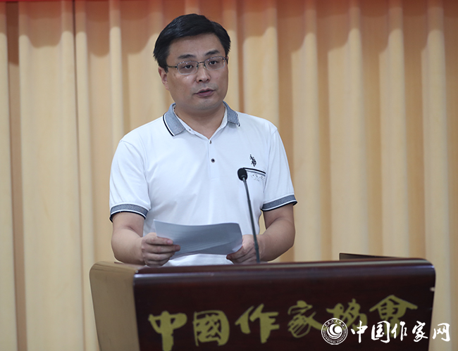 5f0ff57c921f4.jpg 20200716 与人民同心 与时代同行 书写新时代的“创业史”10.jpg