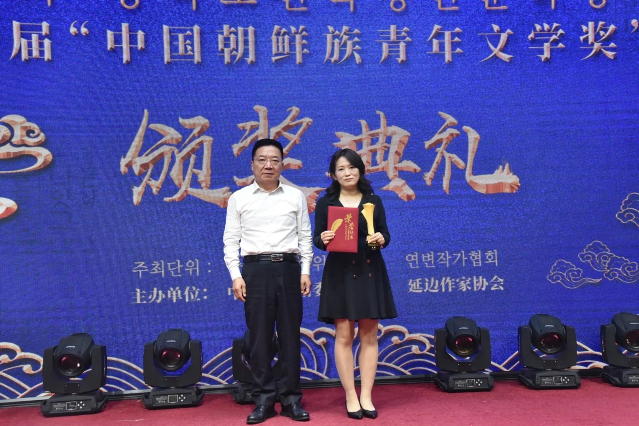 60d4555d2a063.jpg 01.jpg